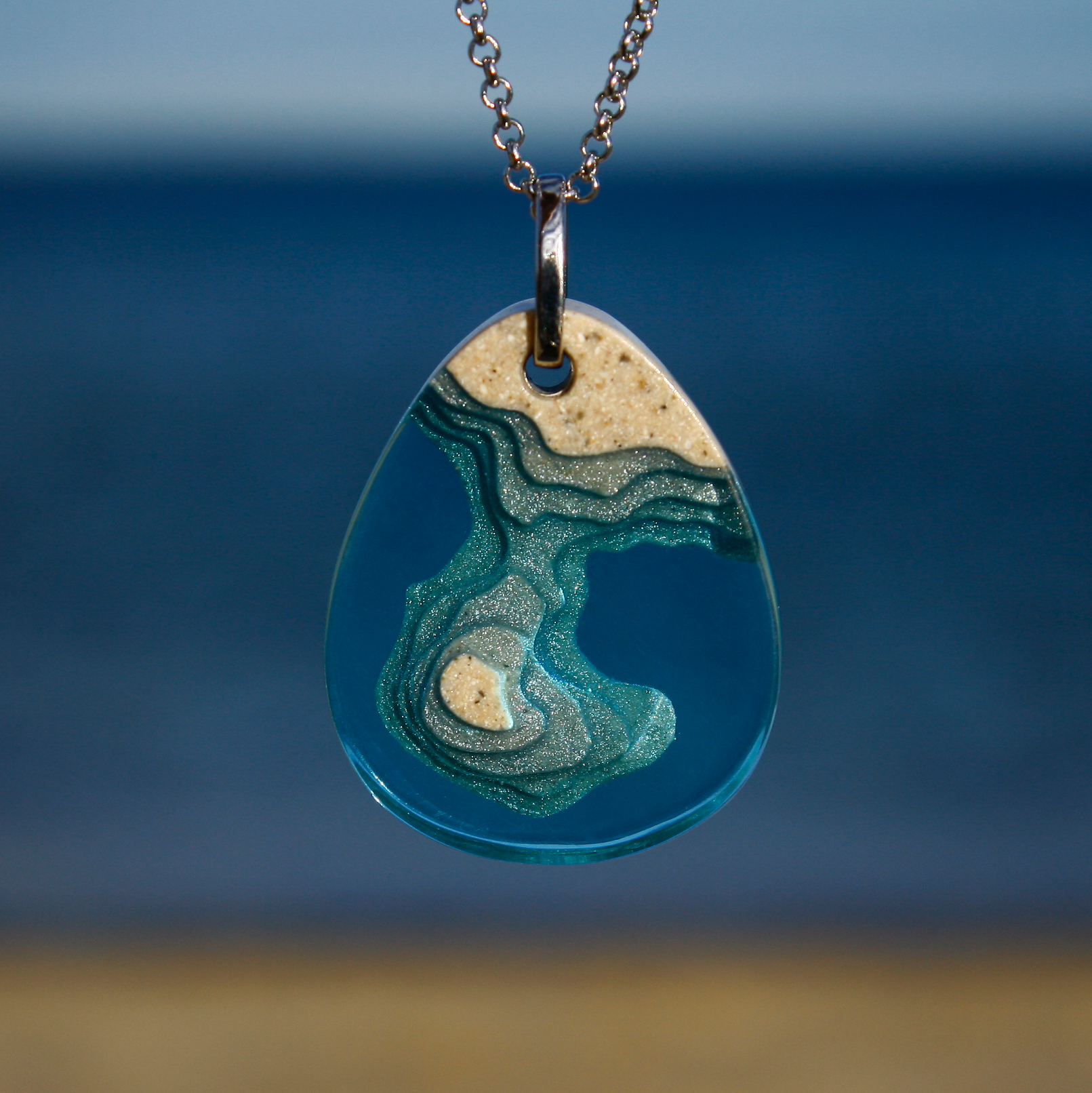 Unique beach sand jewellery inspired by the Australian coast